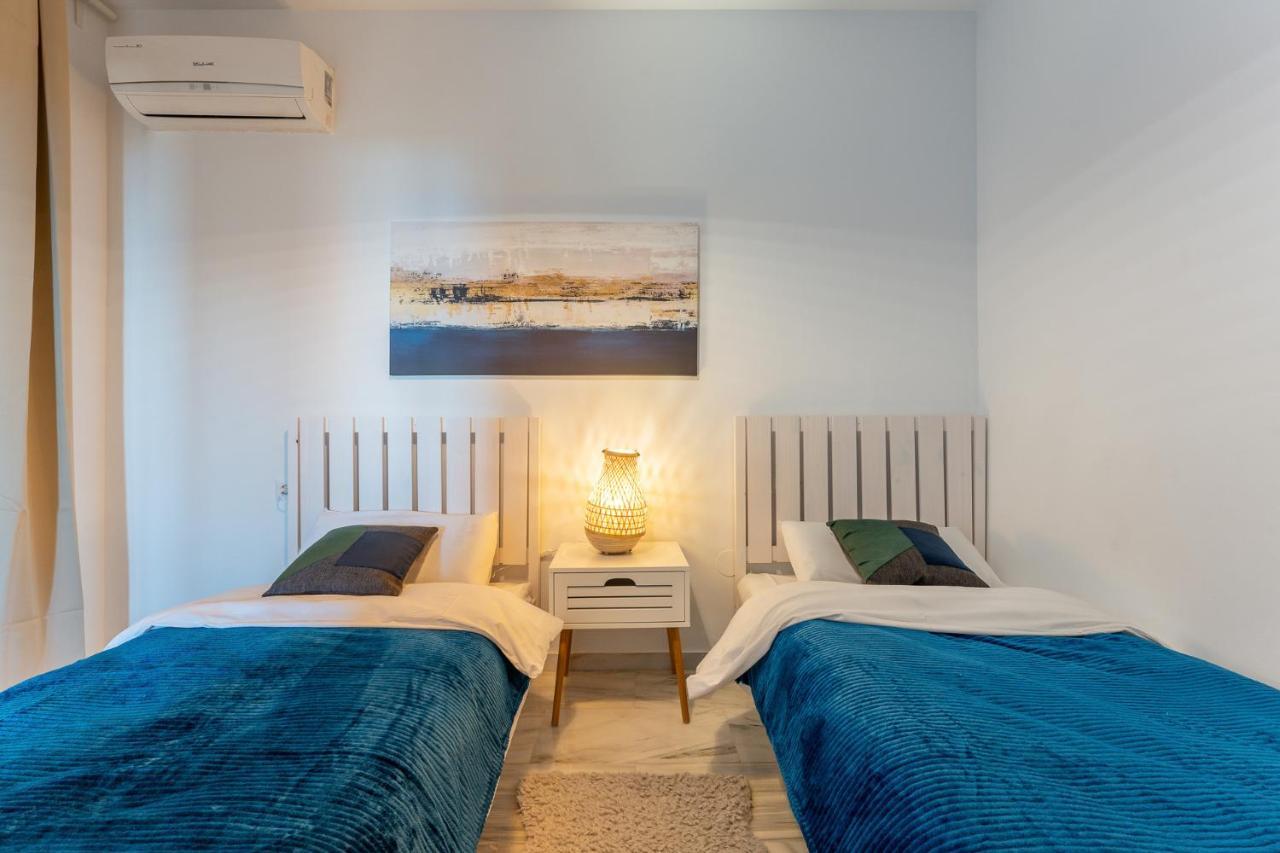 Benalmadena Beachfront Retreat Big Balcony And City Sea Views Daire Dış mekan fotoğraf