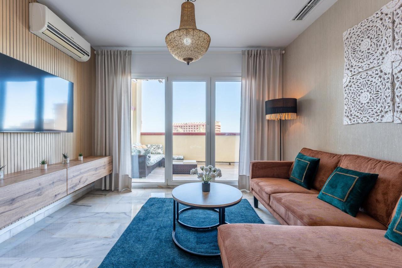 Benalmadena Beachfront Retreat Big Balcony And City Sea Views Daire Dış mekan fotoğraf