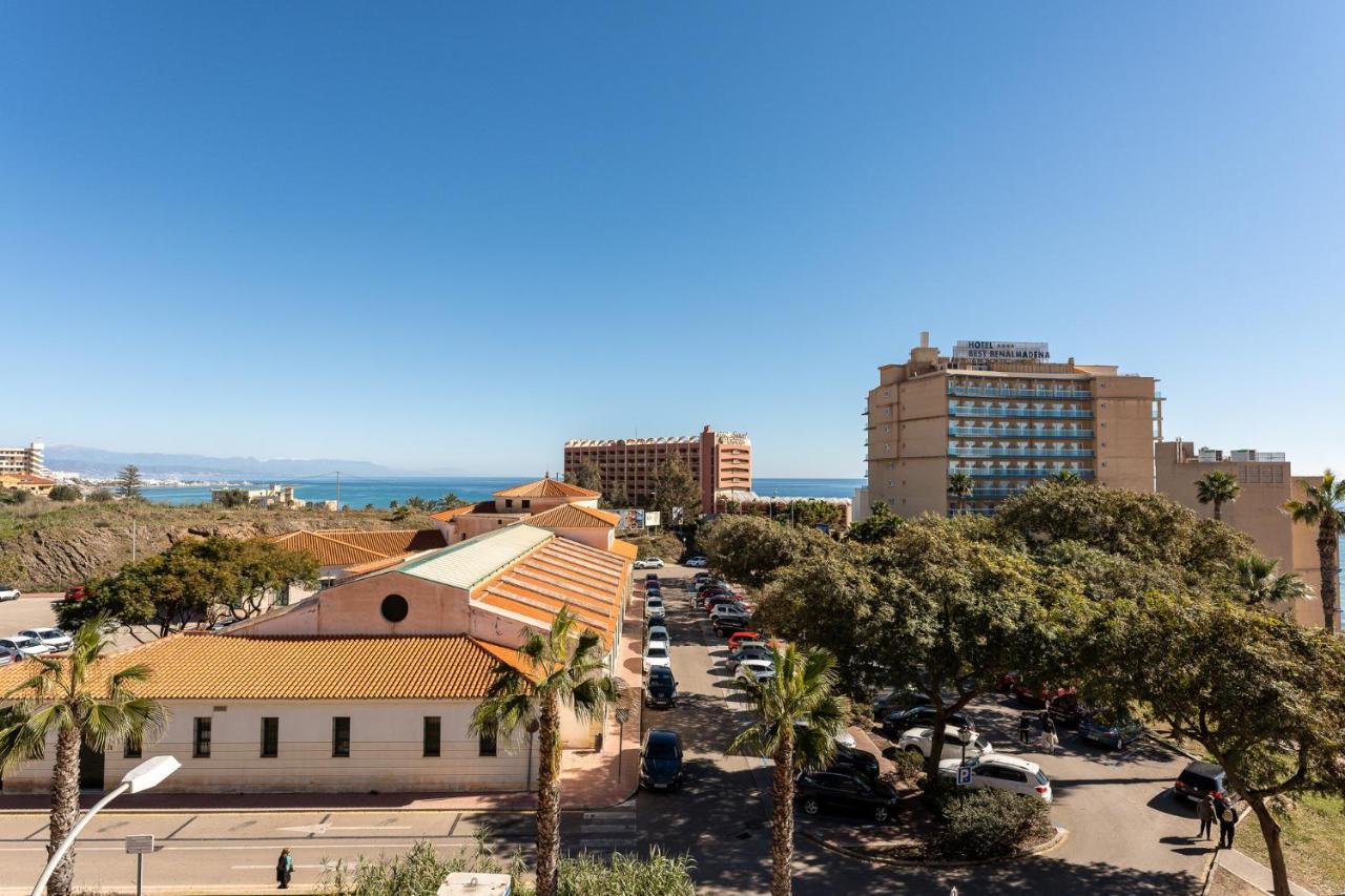 Benalmadena Beachfront Retreat Big Balcony And City Sea Views Daire Dış mekan fotoğraf